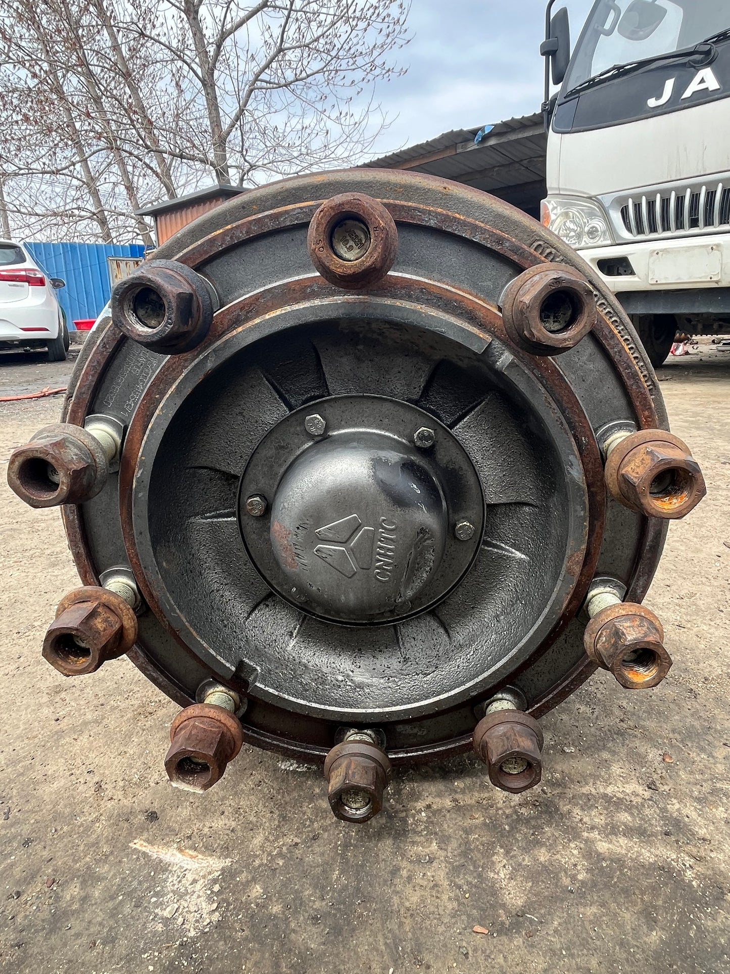 重汽前桥总成SINOTRUK front axle assembly