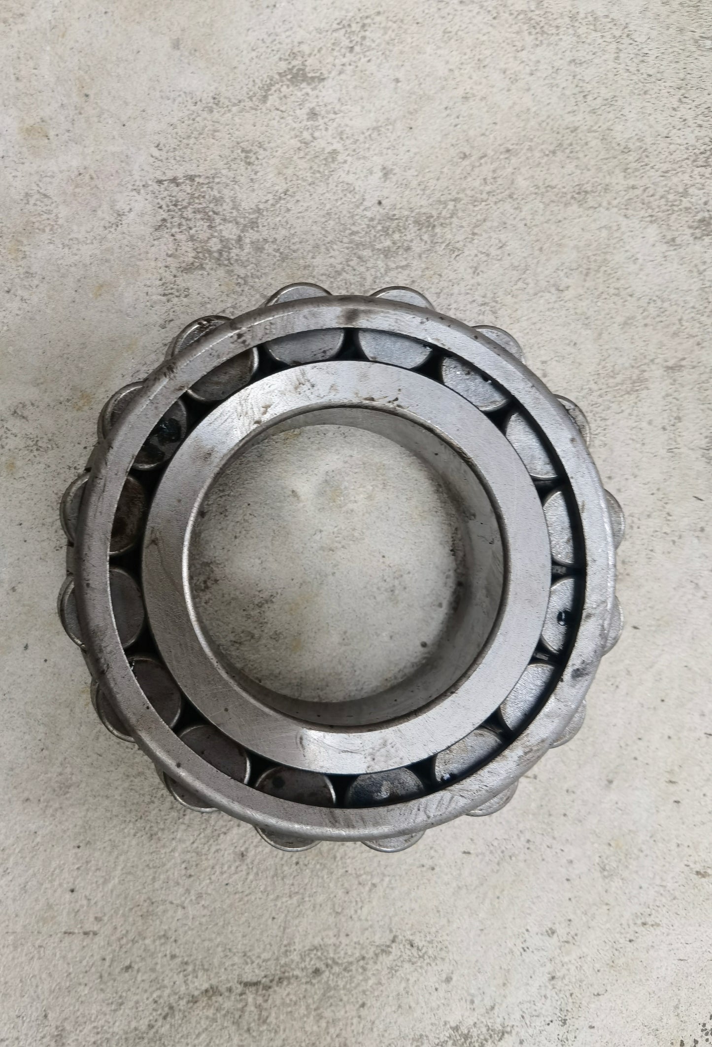 重汽后轴轴承SINOTRUK rear axle bearings